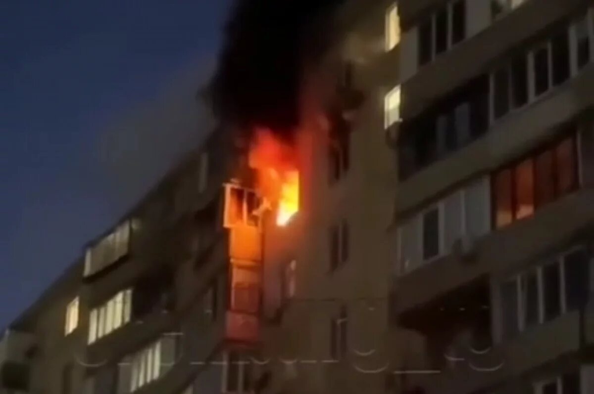    Ночью в Оренбурге при пожаре в доме на Чкалова погиб мужчина