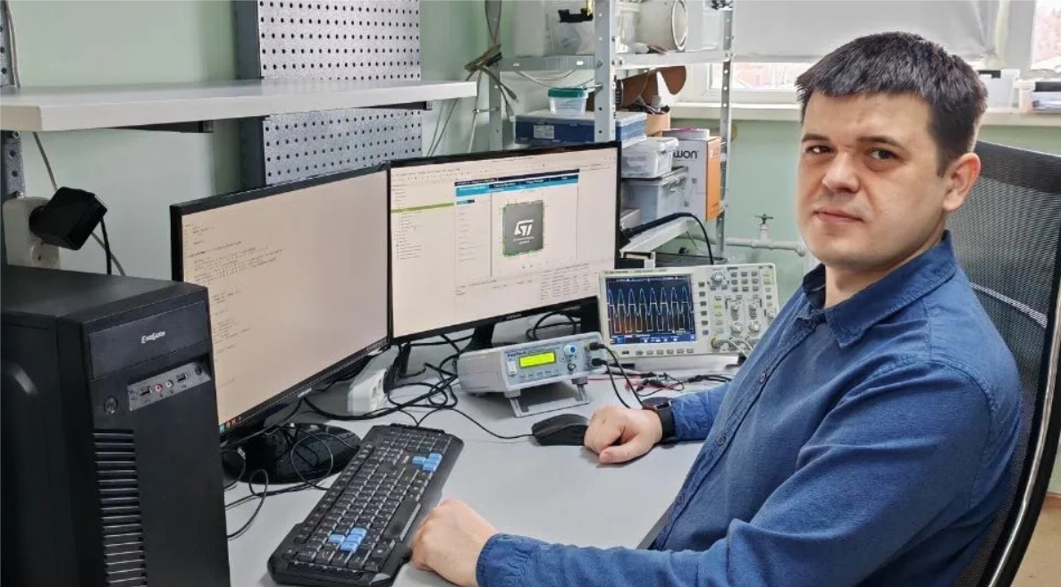 Сотрудник лаборатории медицинского приборостроения (CyberMed) ТГУ Сергей Росляков
Фото предоставил С.Росляков