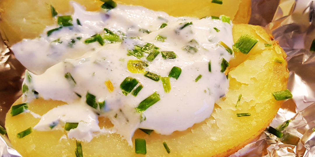 Картофель в фольге в духовке: почему он не пропекается внутри