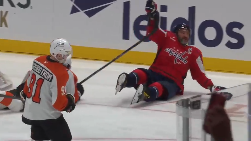 Он забил снова. фото: яндекс.