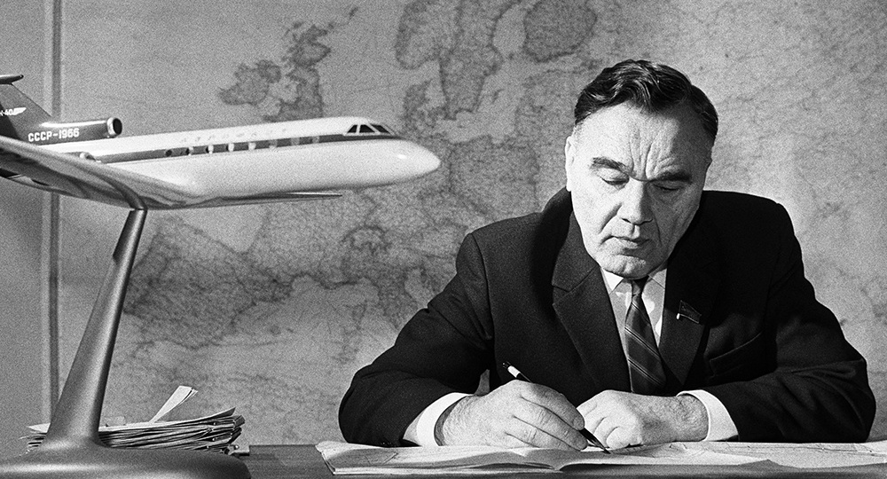 "Самолет должен быть прост как гвоздь". Сегодня 120 лет со дня рождения выдающегося авиаконструктора Александра Яковлева