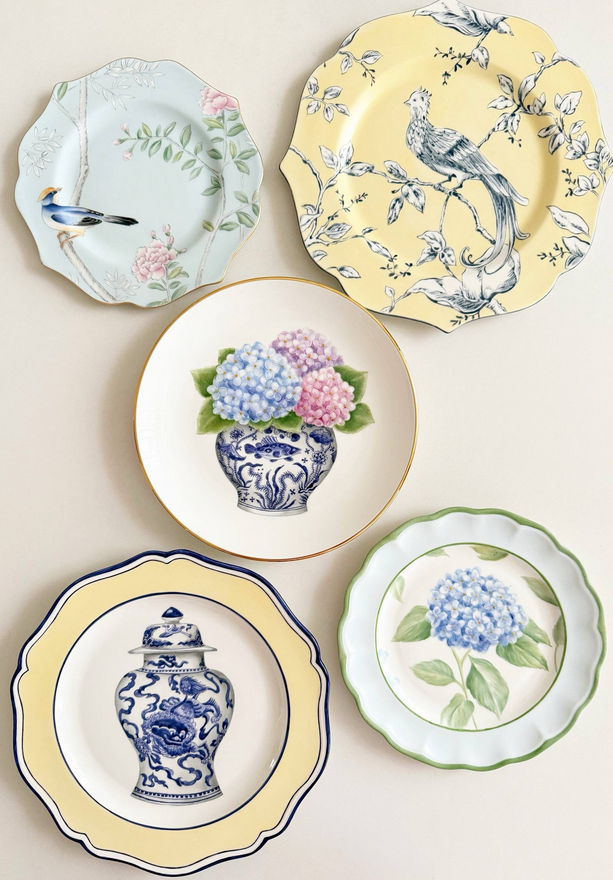 Пять тарелок, фарфор. Райские сады и птицы, китайская имбирная ваза и гортензии
