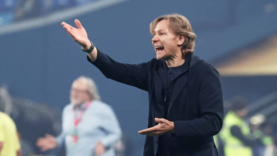 Виноваты все, соперники не настроенные на матч, поле, погода, игроки не выполнившие установку (какую?) тренера.