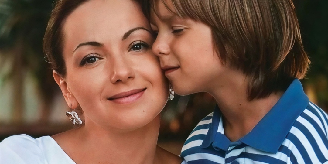 Врачи не давали ему шансов, но ему уже 20 лет. Как сегодня выглядит сын Ольги Будиной