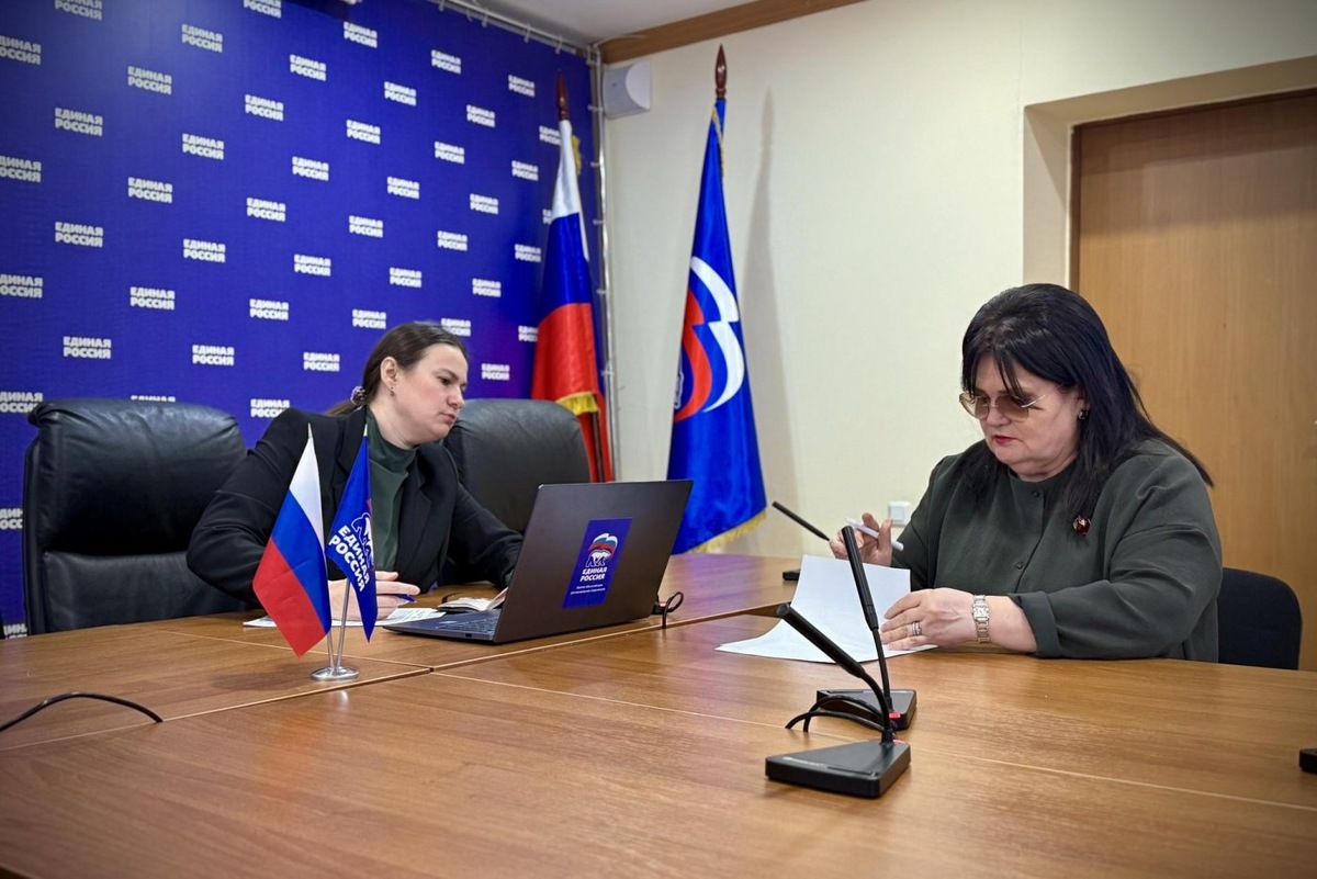    Вице-спикер Думы Югры зарегистрировалась на предварительное голосование «Единой России»