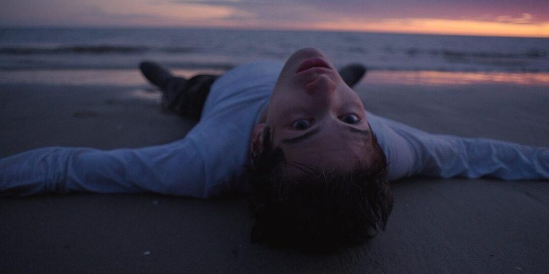 2 апреля в прокат выходит фильм «Космос засыпает» Антона Мамыкина, получивший главный приз на кинофестивале «Дух огня»