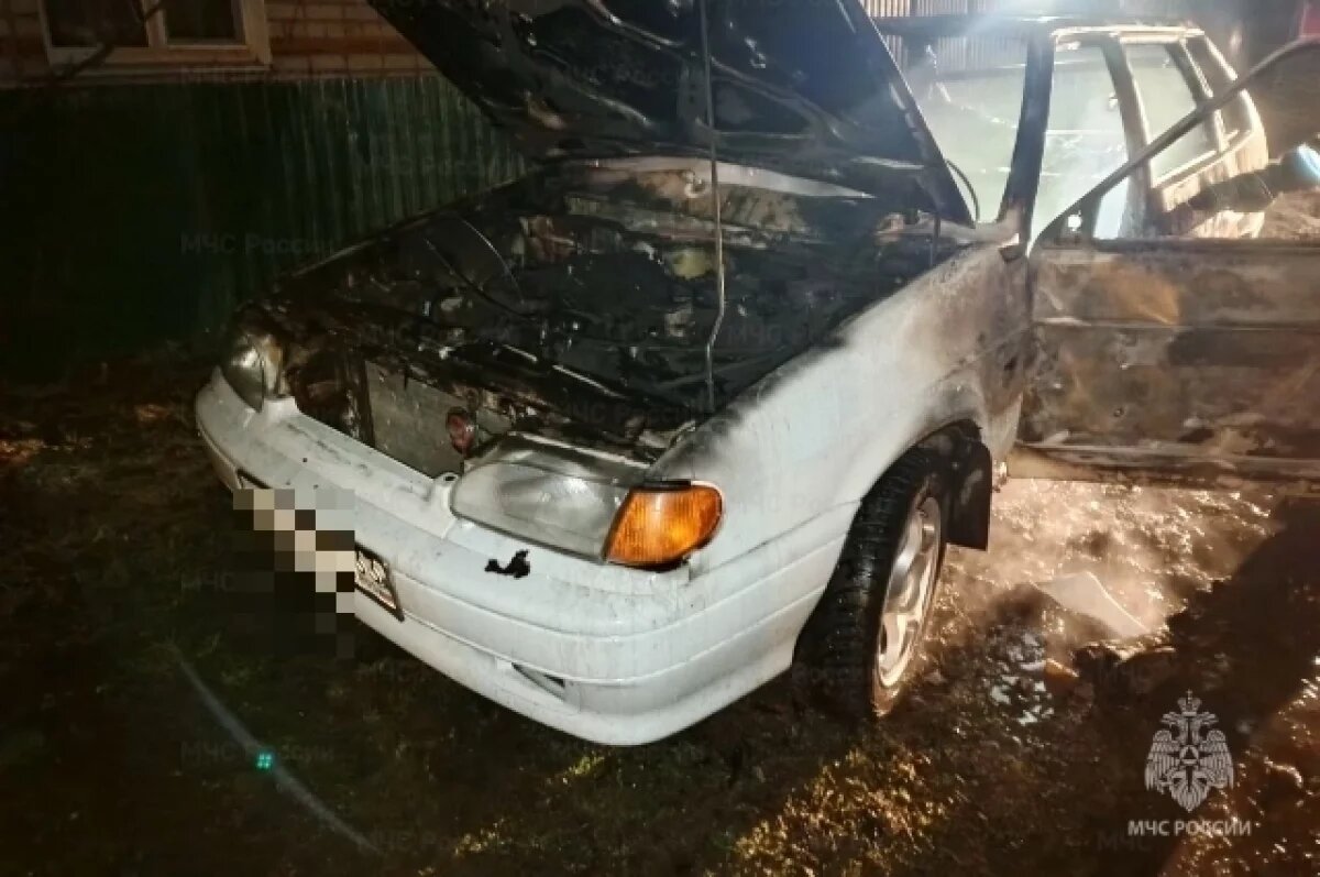    В Сураже сгорела легковая машина на Спортивной улице