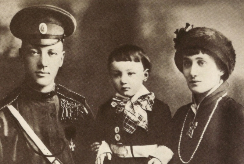 Власть отобрала у неё мужа и сына, и она решила рискнуть