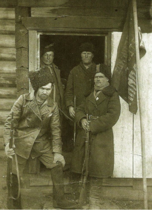 Фото из интернет-ресурса Государственной библиотеки Югры. Красные партизаны.