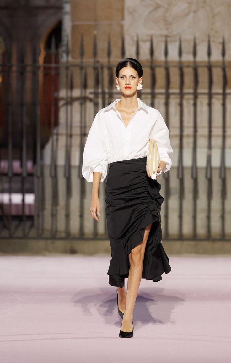 Carolina Herrera весна 2026