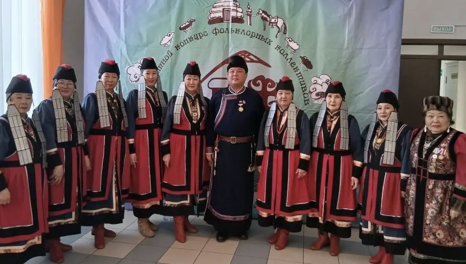 Областной фестиваль «Навстречу Алтаргане» проходит в Усть-Ордынском