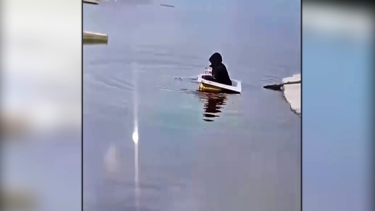    В Югре спасли ребёнка, который плавал по реке в ванной