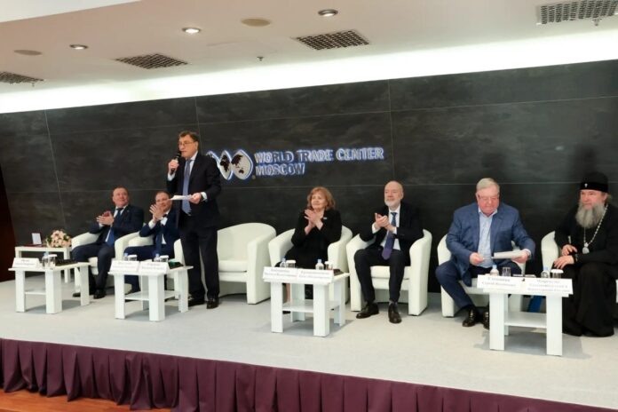 Фото: пресс-служба Законодательного Собрания Свердловской области