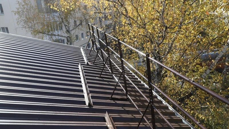    Крышу МКД капитально отремонтировали Фото: ИА «Победа26»