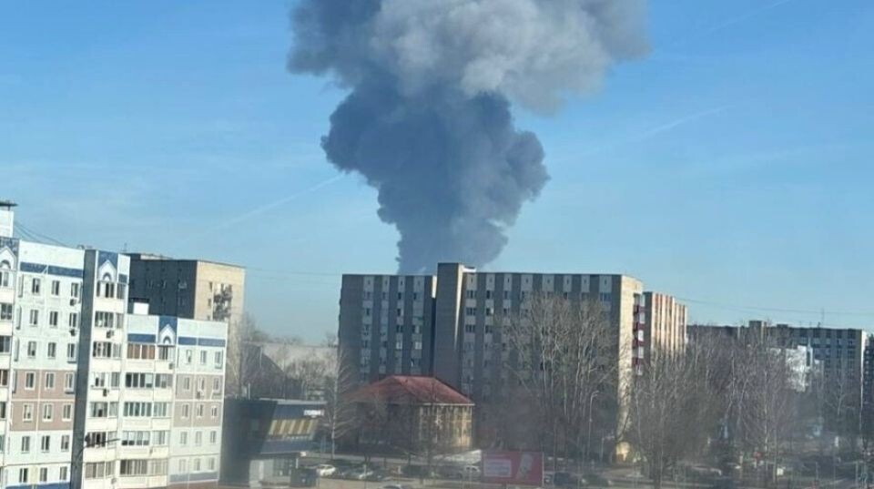    Пожар на "Нижнекамскнефтехиме". Источник: "Нижнекамск Вконтакте"/ vk.com/nizhnekamsk_vk