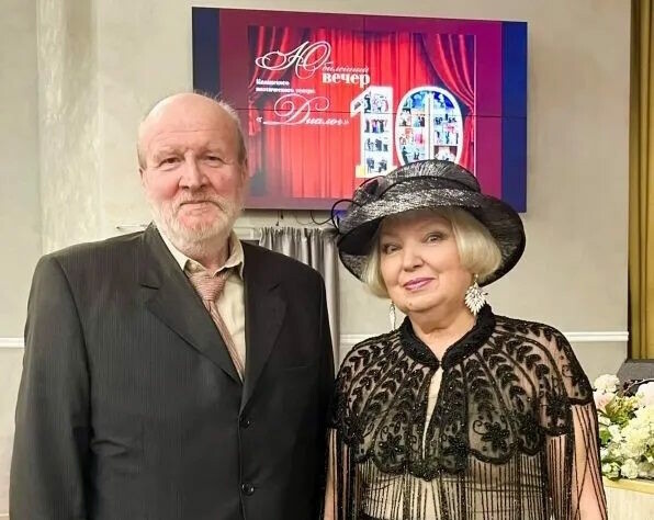 Художественный руководитель театра «Диалог» Ольга Левадная  и завлит театра, заслуженный работник культуры РТ Александр ВоронинФото: Фото: Лев Диденко