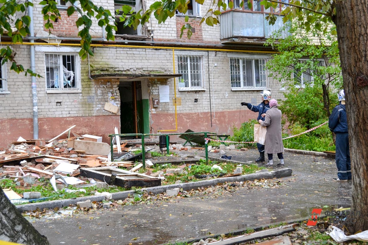 Взрыв полностью разрушил два подъезда многоквартирника, 11 человек погибли.  Фото: ФедералПресс / Елена Аталыкова