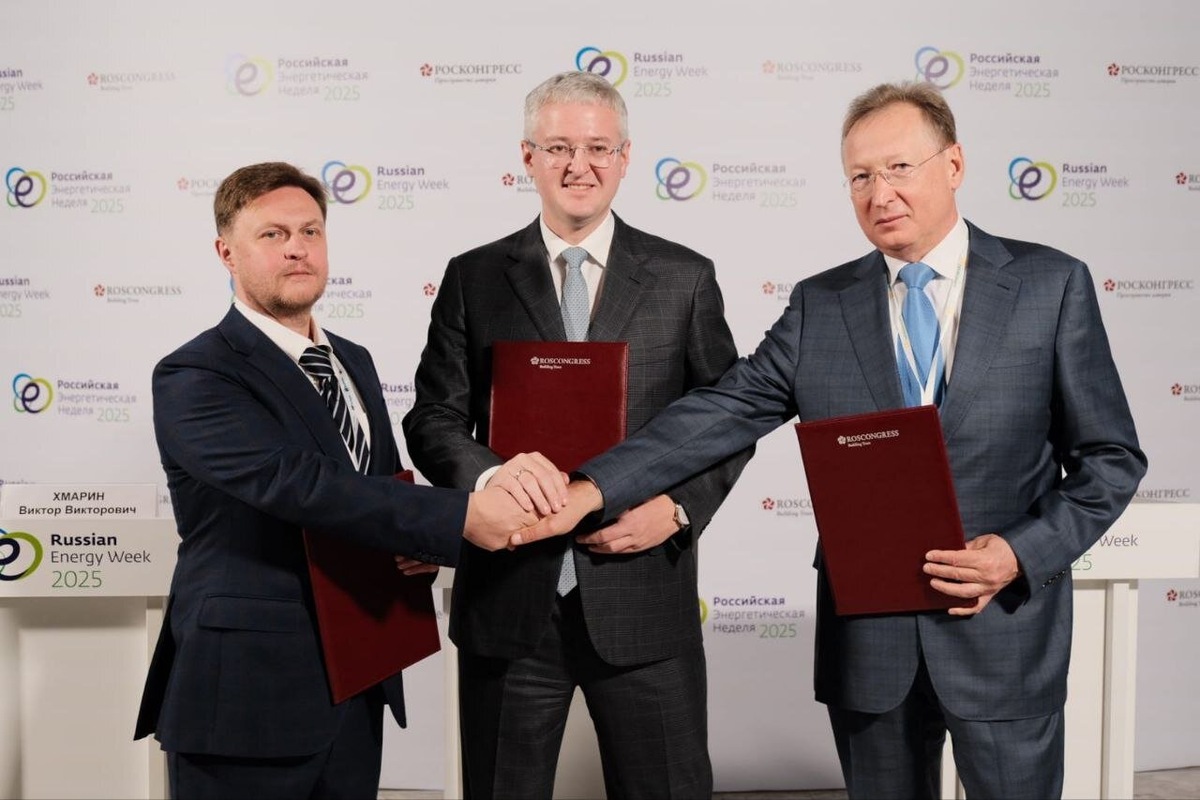    Соглашение предусматривает объединение усилий и компетенций для реализации перспективных геотермальных проектов, включая разведку, освоение месторождений и создания условий для строительства и ввода в эксплуатацию Мутновской ГеоЭС-2. Источник: официальный сайт ПАО "РусГидро".