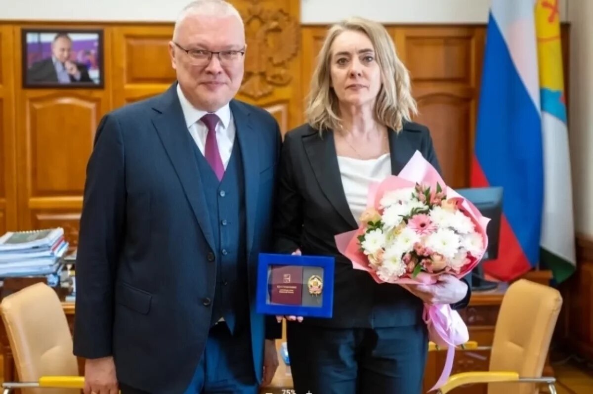    Губератор вручил Алёне Трушковой Почётный знак Кировской области