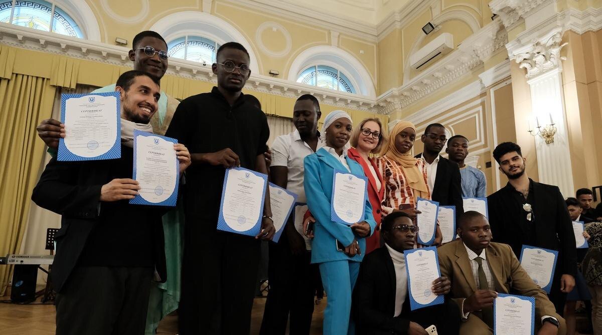 В Центре довузовской подготовки ТГУ слушатели из Африки обучаются очно