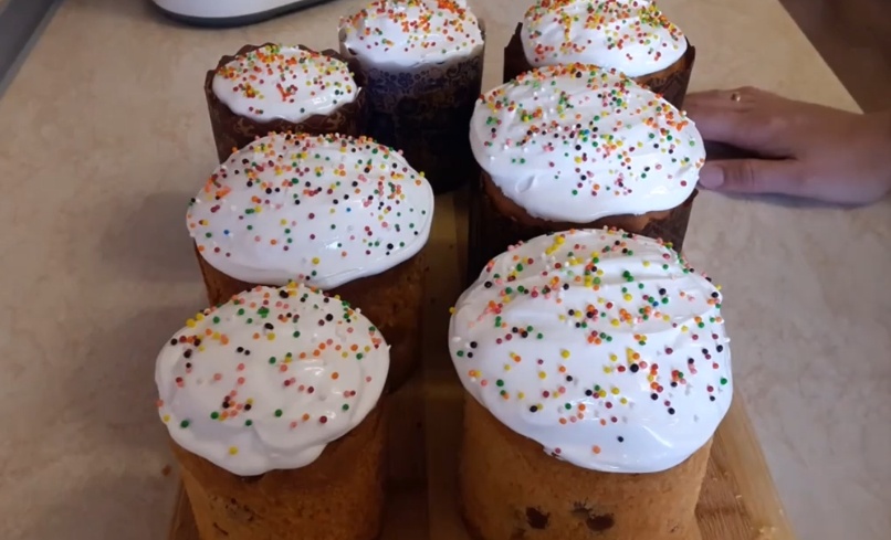 Пасхальные куличи на топленом молоке и сухих дрожжах