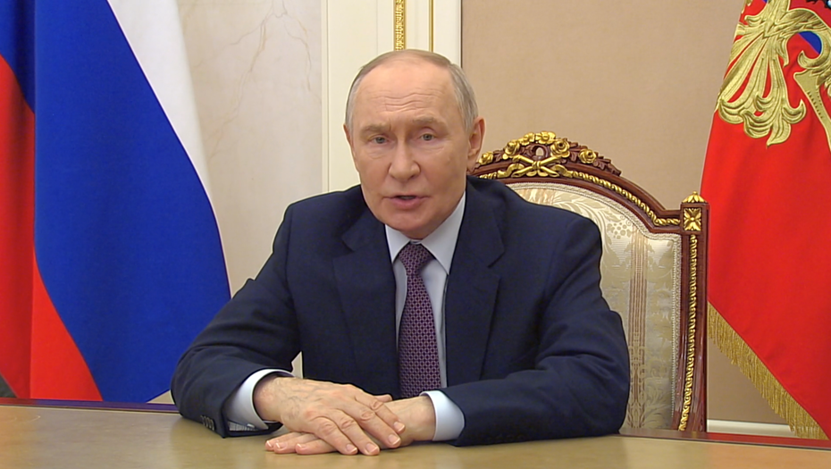    Видеообращение Владимира Путина к участникам Международного транспортно-логистического форума Автор фото: Скриншот видео kremlin.ru