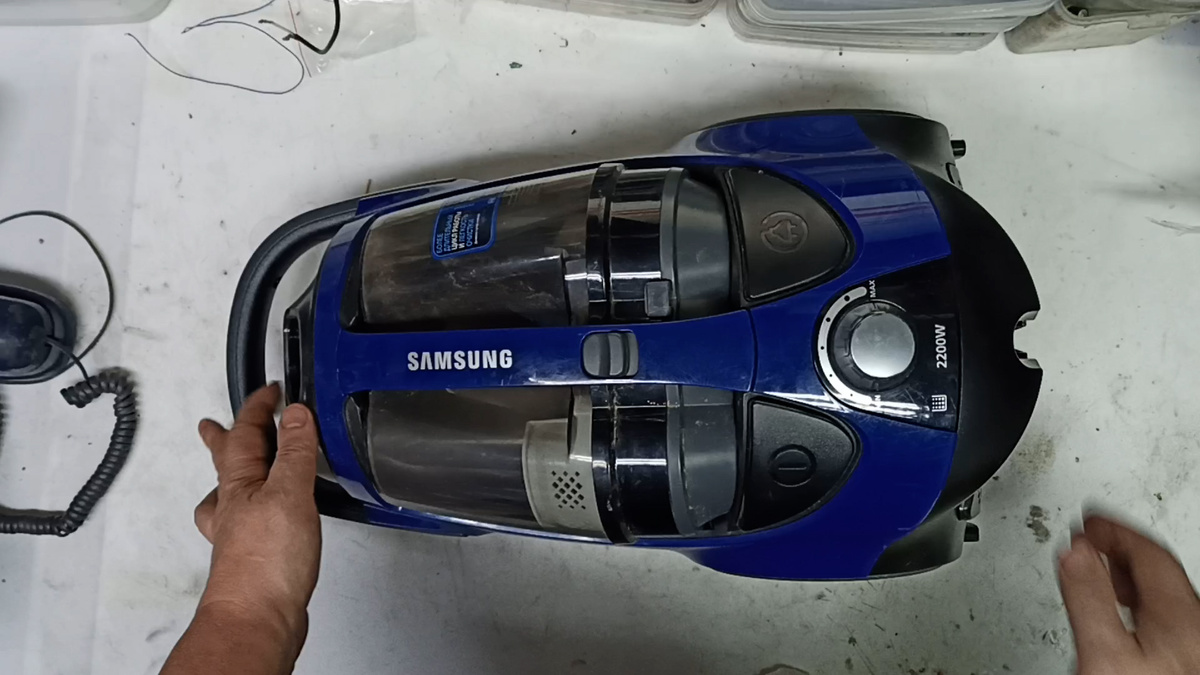 Пылесос Samsung SC8836