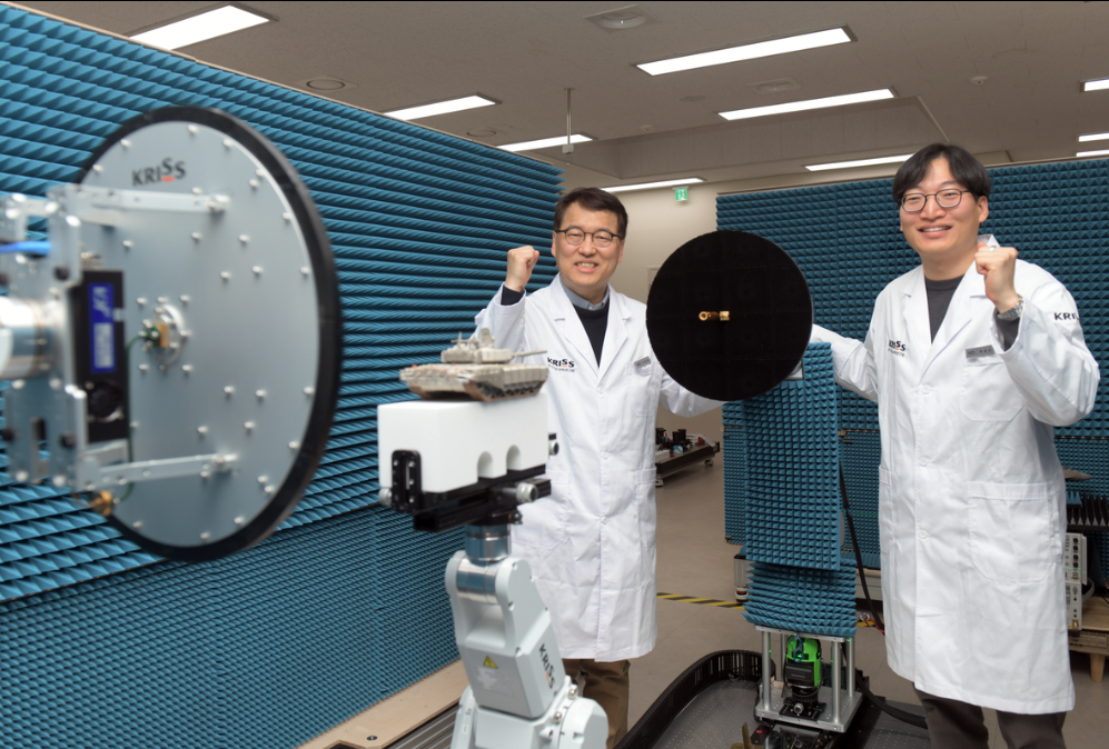    Робот KRISS измеряет электромагнитные волны с точностью до 10 мкм: прорыв для 6G, радаров и чипов