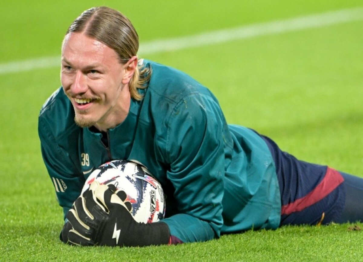     Фанаты «ПСЖ» оценили шансы Сафонова остаться №1: он излучает позитив и спокойствие