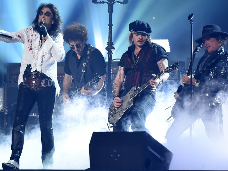    Источник: Getty Images | Группа Hollywood Vampires, в которой играет Джонни Депп