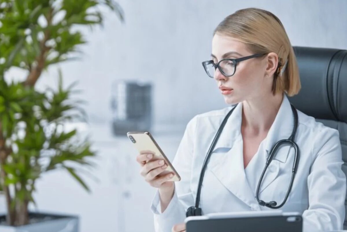    На Камчатке запустили медицинский бот в мессенджере MAX