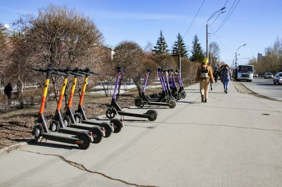    Электросамокаты в Барнауле. Источник: Виталий Барабаш