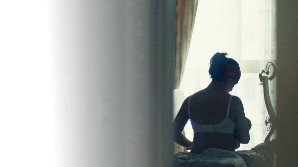 кадр из фильма "Мама скоро будет дома"