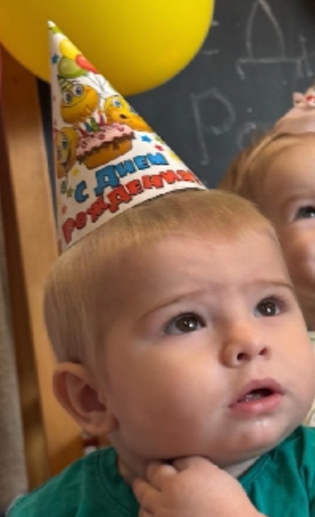 Первое День Рождения в компании одногруппников 🎊