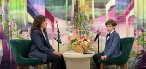 Ведущий Всеволод Чиглинцев и его мама Елена Анатольевна Туль на записи подкаста