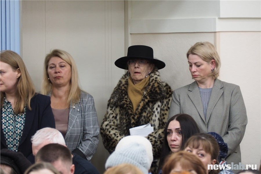 Поначалу место нашлось не всем
