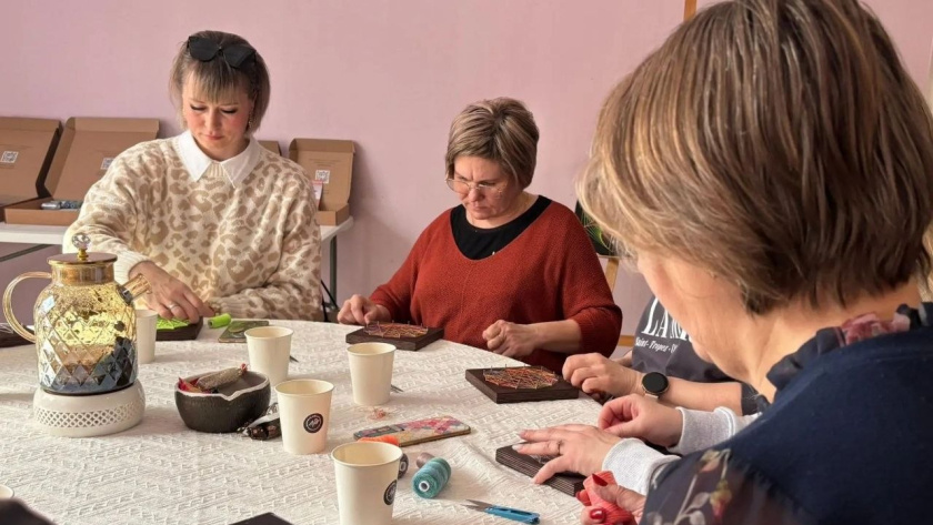 В Тамбове прошла арт-терапевтическая встреча клуба "Для СВОих"