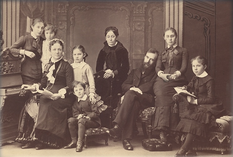 Семья Третьяковых. 1884 год. Фото из открытых источников