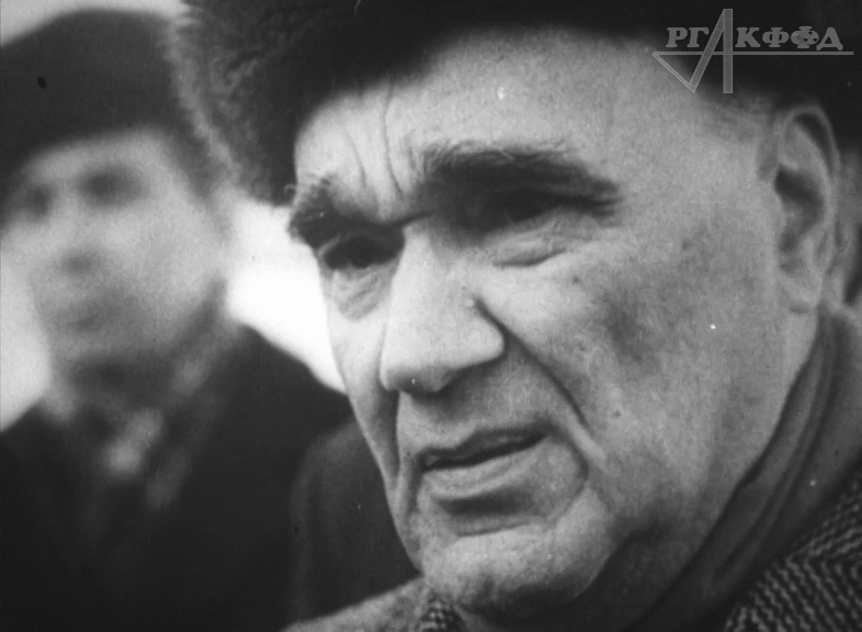 Александр Сергеевич Яковлев, авиаконструктор. Кадр из киножурнала "Новости дня" 1976 года, опубликованного ниже.