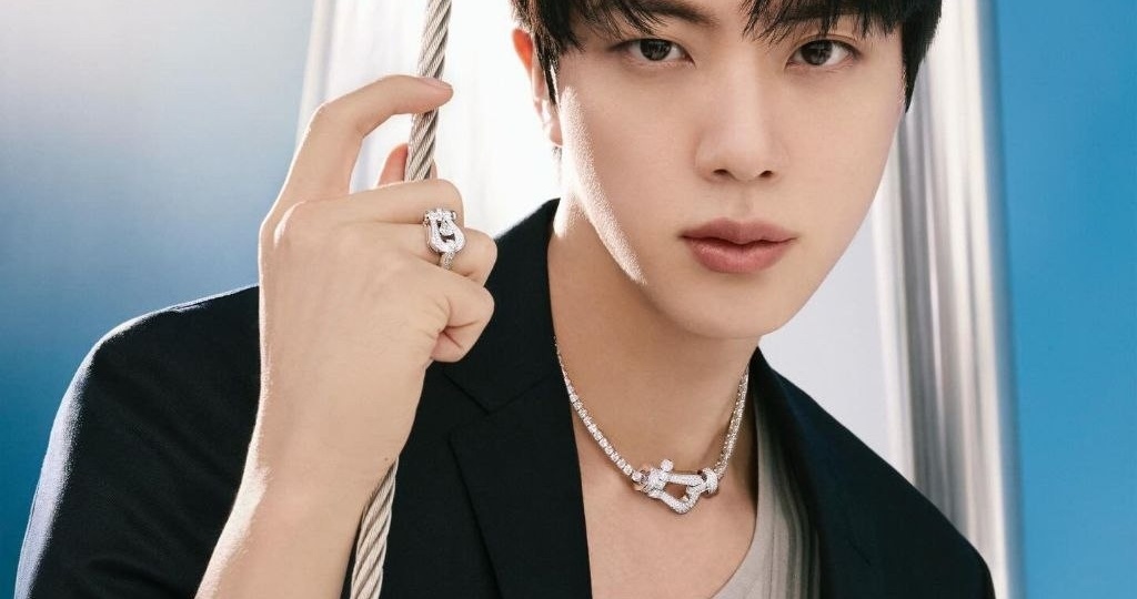 Глобальный бренд-амбассадор BTS Джин воплощает новое прочтение культовой high jewellery-коллекции Force 10 от FRED.