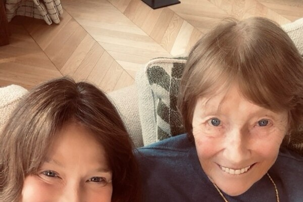 carlabruniofficial/Instagram   📷