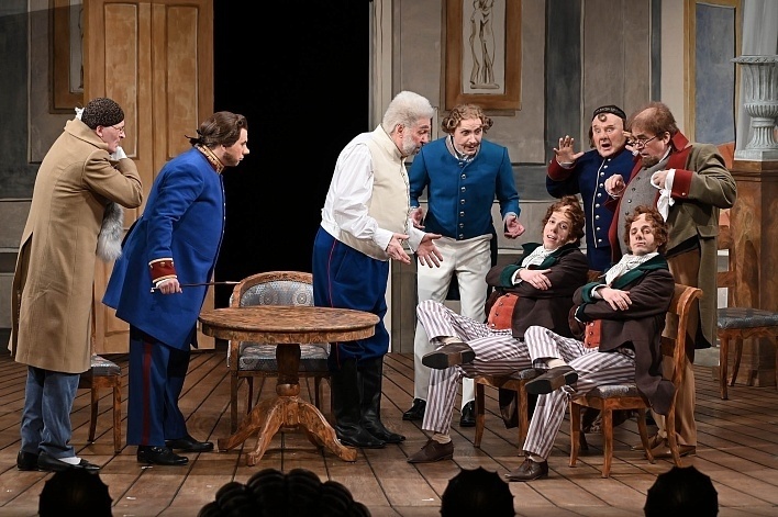    Ревизор с продолжением.https://alexandrinsky.ru/