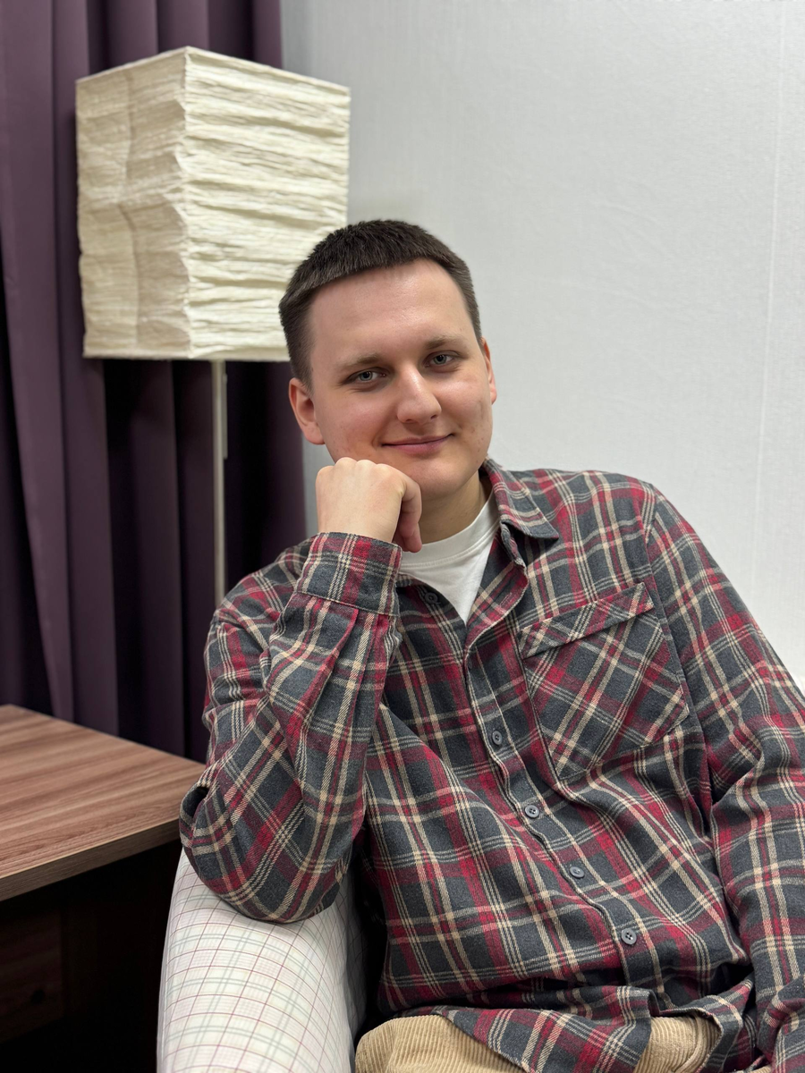 Помощник адвоката Березовский Кирилл