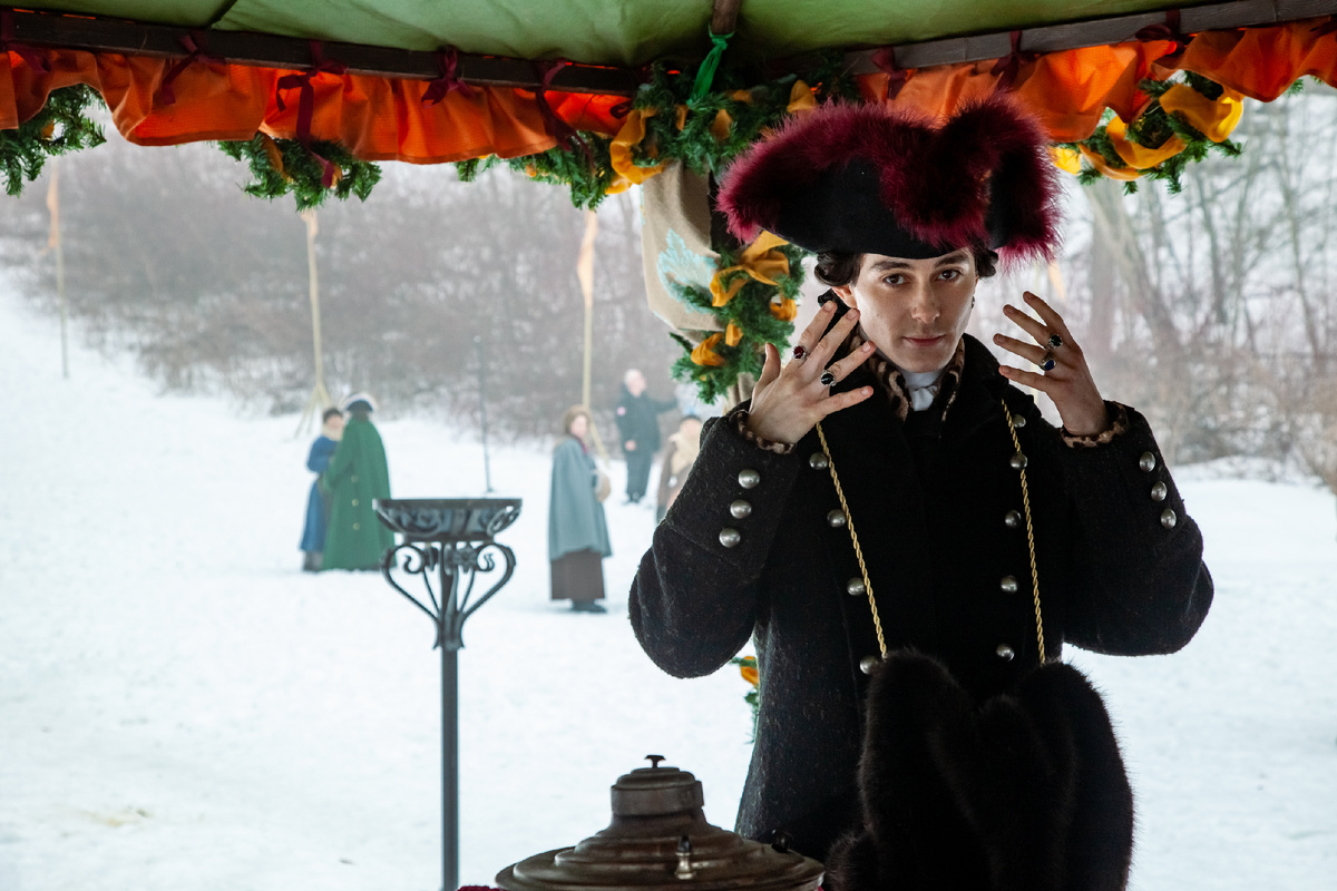 Анар на съемочной площадке сериала «Павел. Первый и последний»