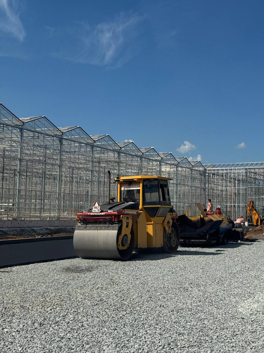 Асфальтирование промышленных площадок для тепличного комплекса, д. Хохряки, УР.