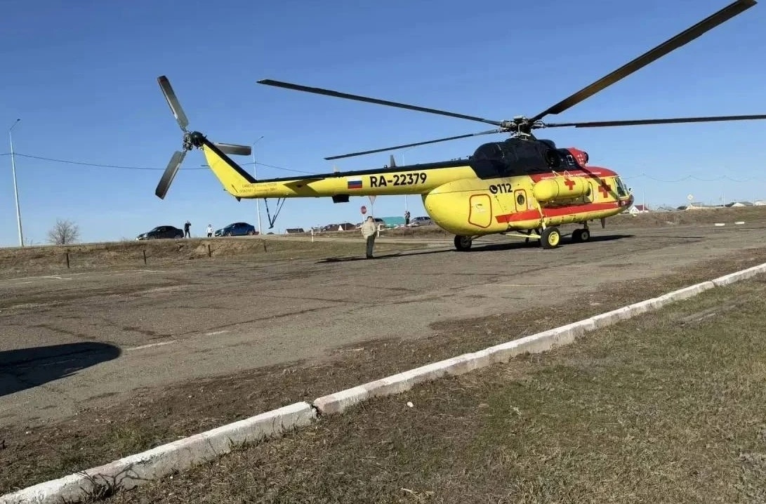    Санавиация доставила пациента в тяжелом состоянии в Оренбург из Ташлы