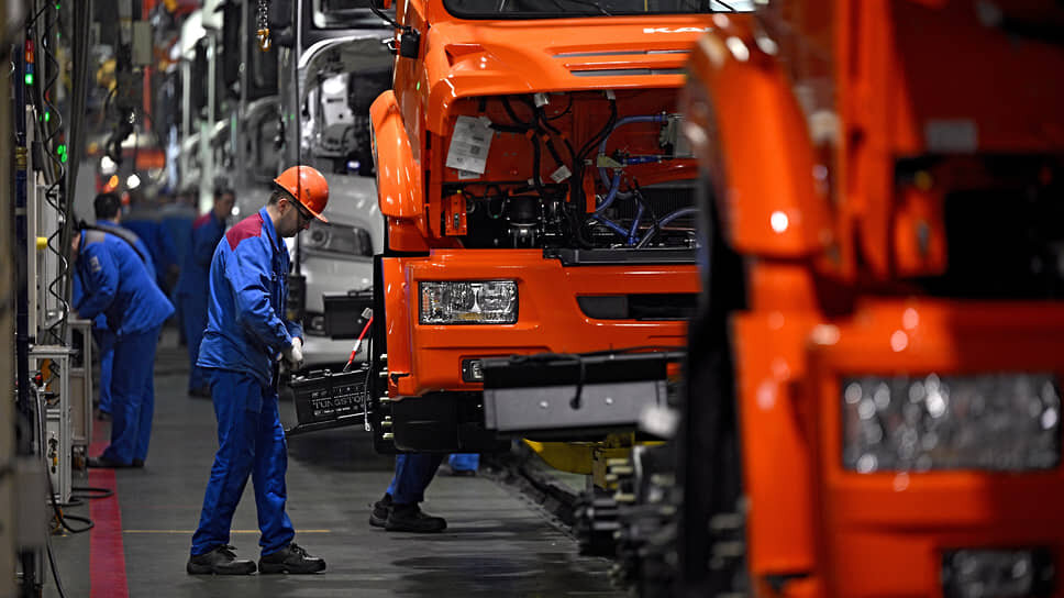 КамАЗ может перейти на четырехдневную рабочую неделю.📷Фото: Евгений Разумный / Коммерсантъ