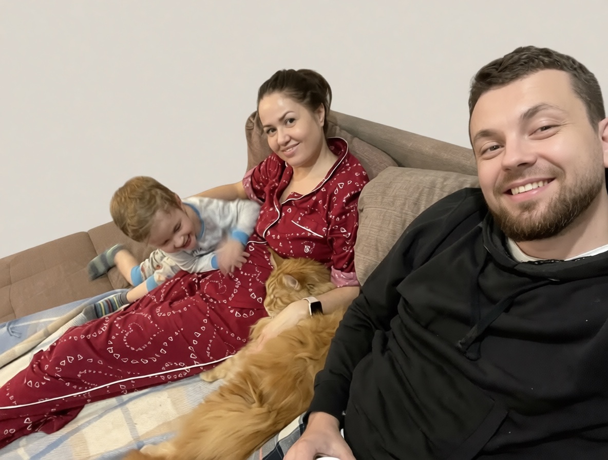 Мейн-кун весом 10 кг, в квартире 62 метра.