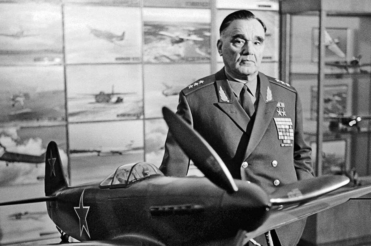 Александр Яковлев. Взято с сайта aif.ru