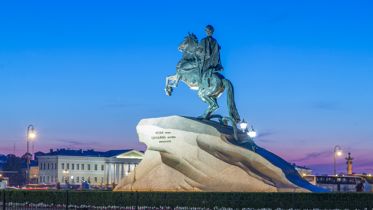 Медный всадник - главный символ Санкт-Петербурга. Источник: Shutterstock
